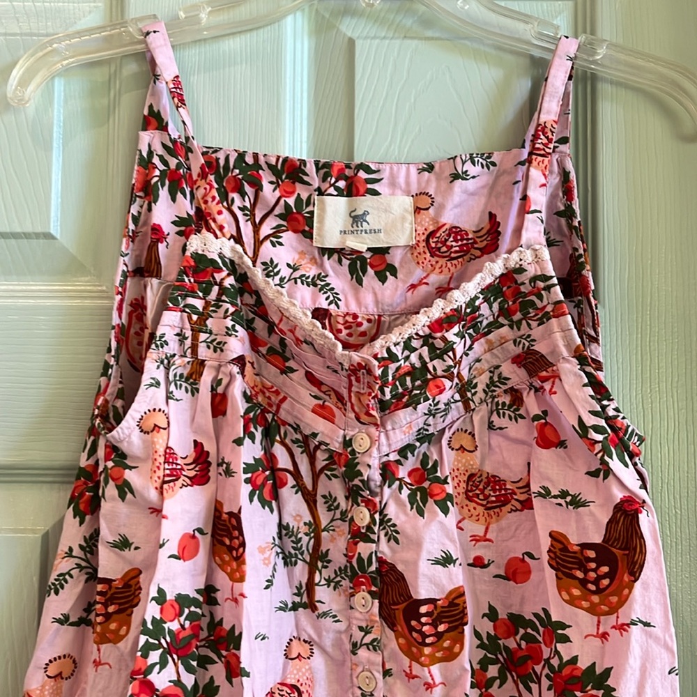 Back to bed nightgown hen house print